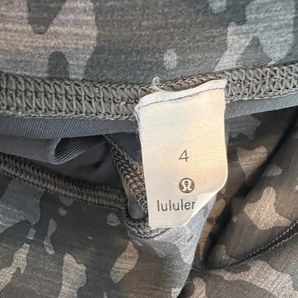 Lululemon Wunder Train High Rise Tight - 25" - Picture 3 of 5